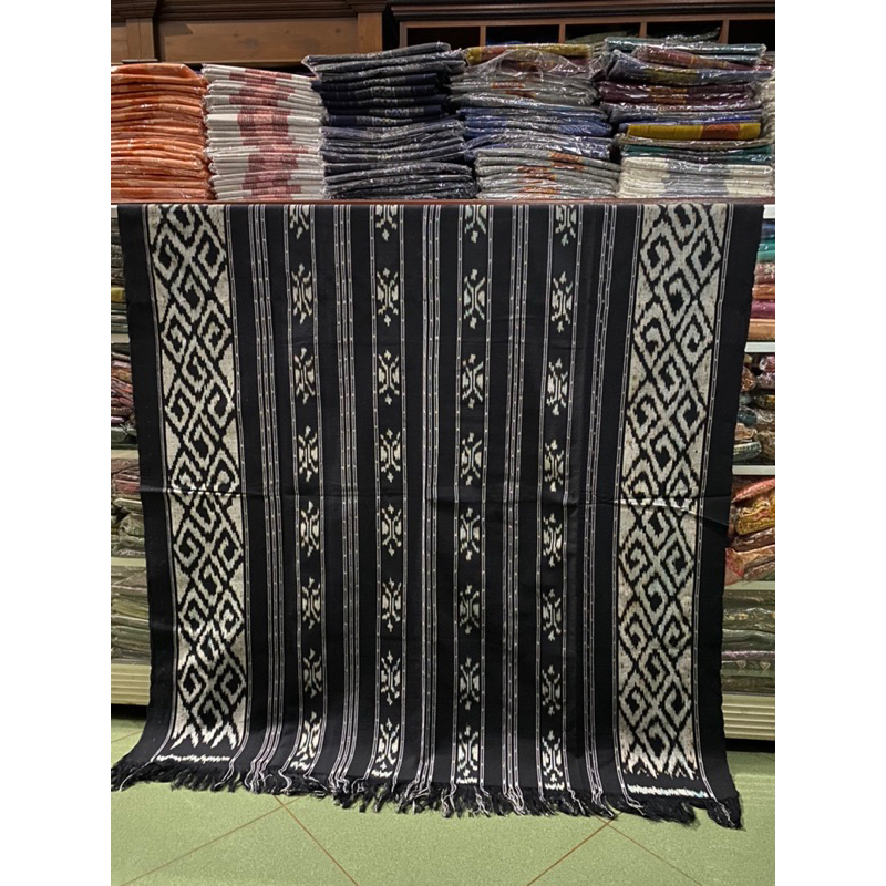 Tenun blangket halusan,ATBM(alat tenun bukan mesin)