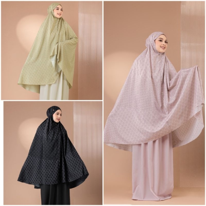 ELODIE PRAYER SET BY HEYLOCAL