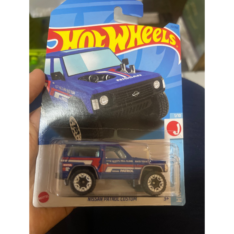 hotwheels nissan patrol custom