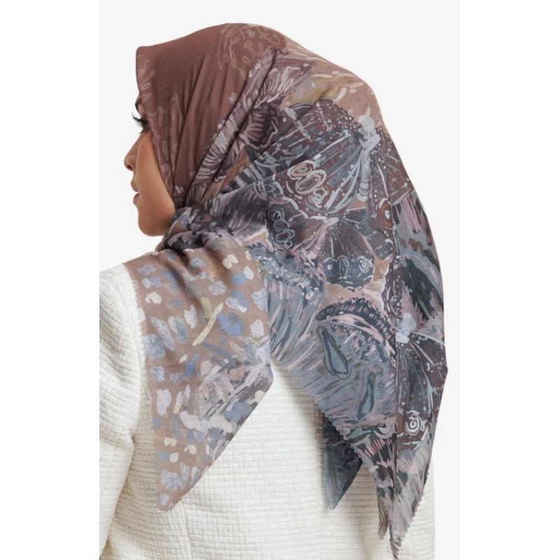The Farsha Series by Buttonscarves (Rustic Brown)