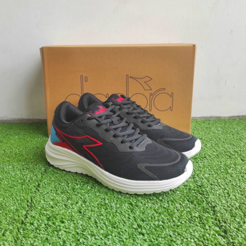 Sepatu Running Diadora Holea Black Original