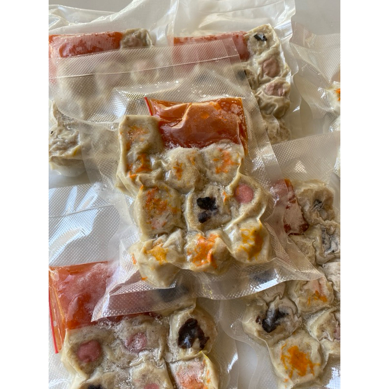 

Dimsum HOMADE Ukuran Sedang Isi 10 + Saos Sambal