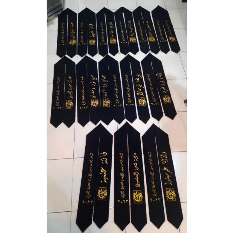 (font asing)selempang wisuda kalung/selempang leher/selempang 2 sisi/selempang sidang 2 lapis