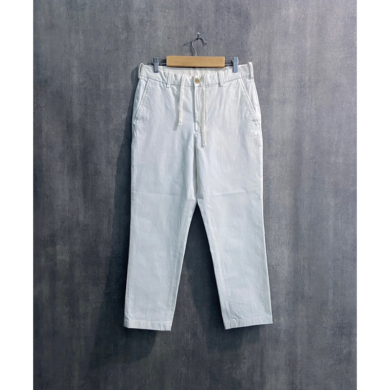 UNIQLO Soft Jeans Broken White / Celana Panjang Pria / Size 29-30