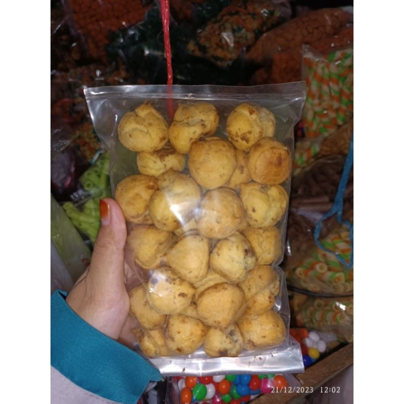 

kue soes /sus Coklat 1kg