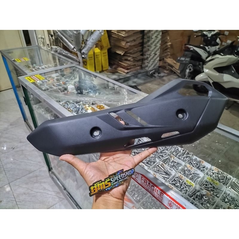 TUTUP KANALPOT/TAMENG KNALPOT/COVER KNALPOT AIRBLADE  MODEL OLD AIRBLADE MODEL NEW  cocok buat knalp