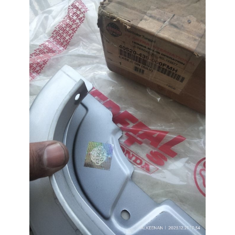 tutup rantai ketengkas bagian bawah Honda GL100 GL 100 Asli ori original Astra 40520 439 000FMH