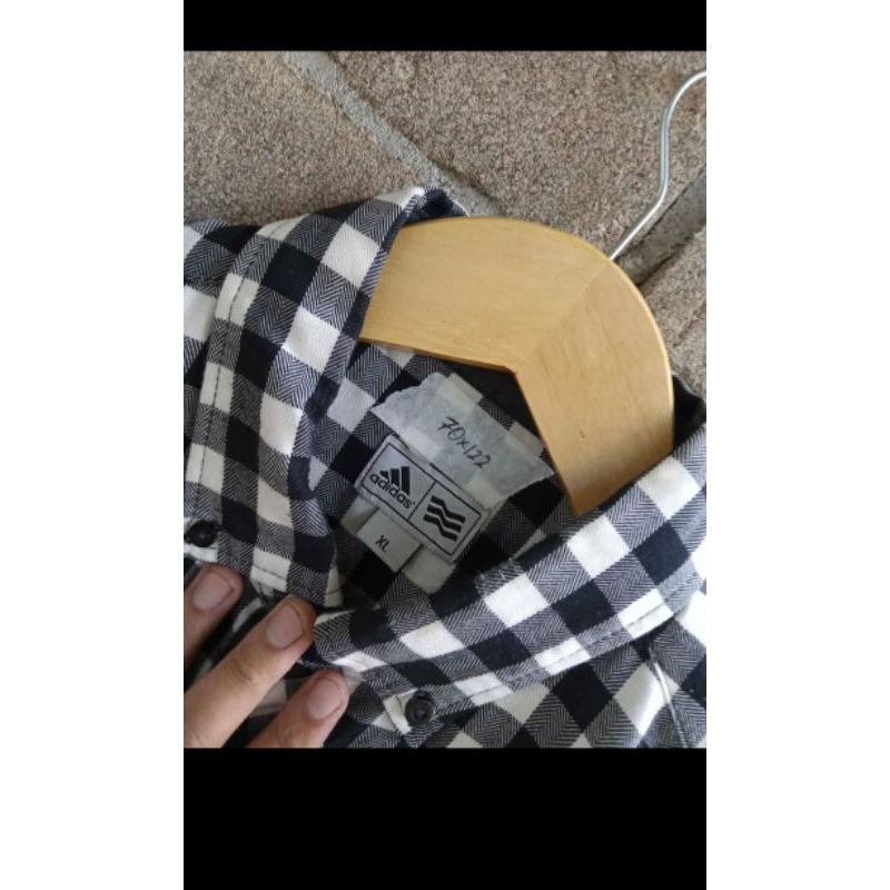 Kemeja Adidas Flannel