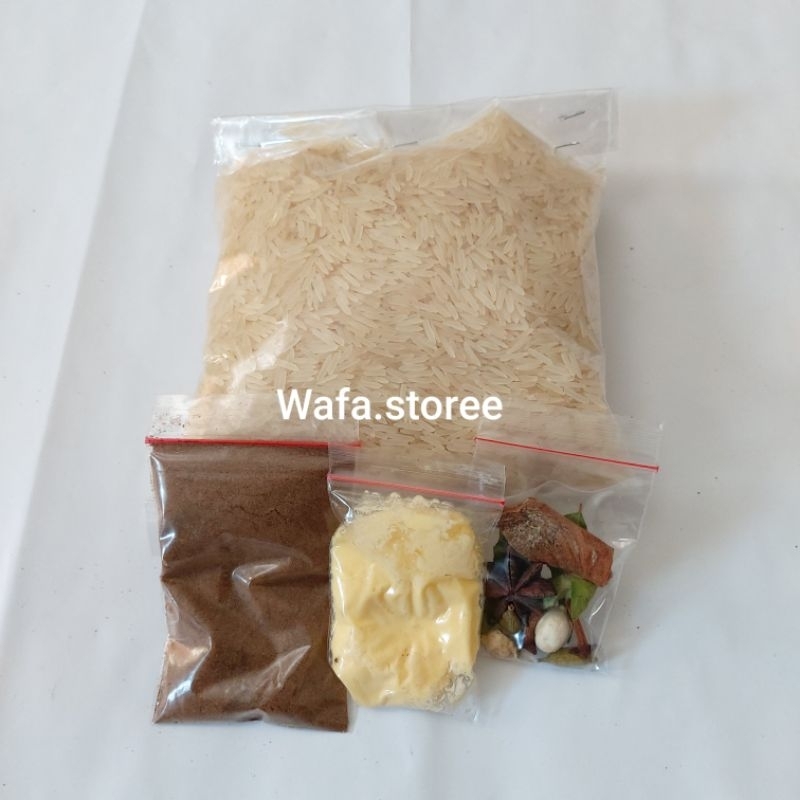 

Bumbu nasi kebuli enak dan gurih beras basmati 200gr/500gr dan gratis rempah komplit
