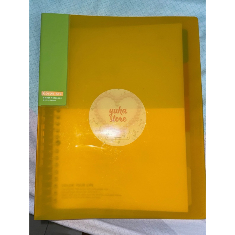 

Binder lucu belum pernah dipakai