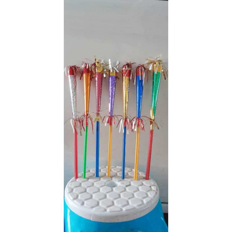 Mainan Mini Terompet Tahun Baru Unik bahan kertas Suara Nyaring satu pack isi 20 Terompet Imut