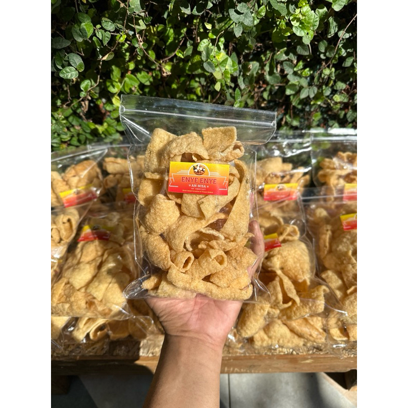 

KERUPUK ENYE ENYE ANNISA