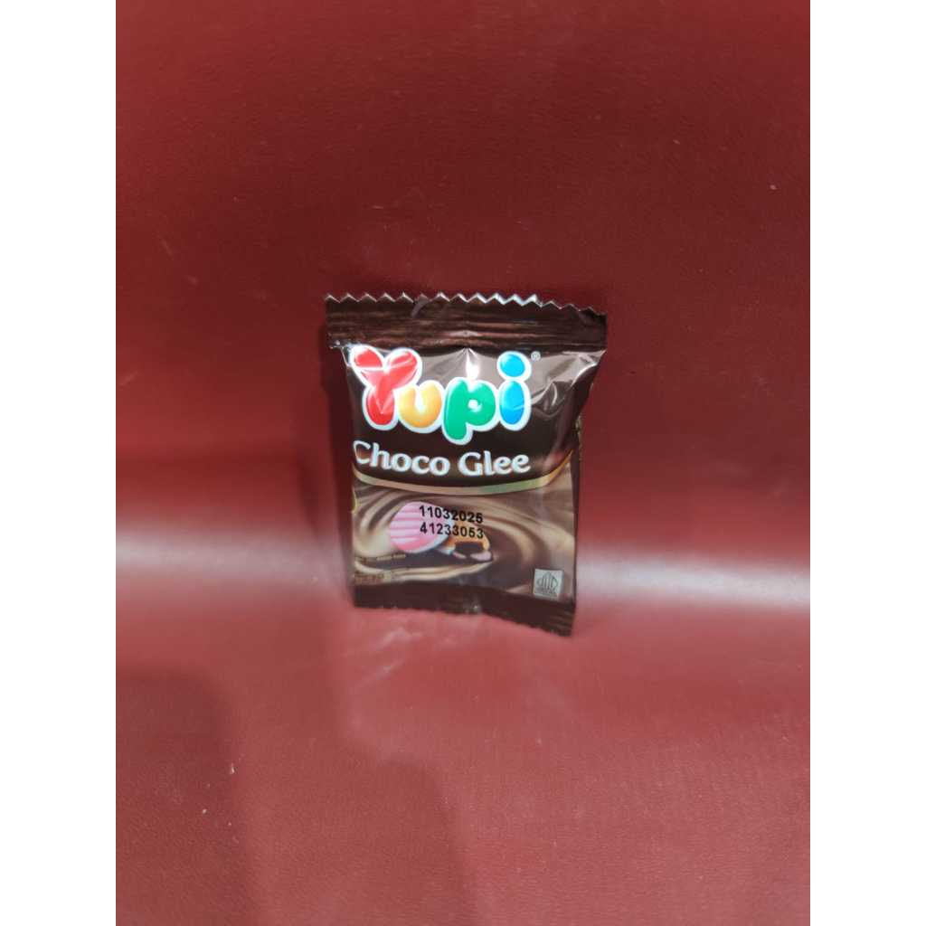 

Yupi Choco Glee 6gr - Permen Choco Glee Yupi Per Pcs