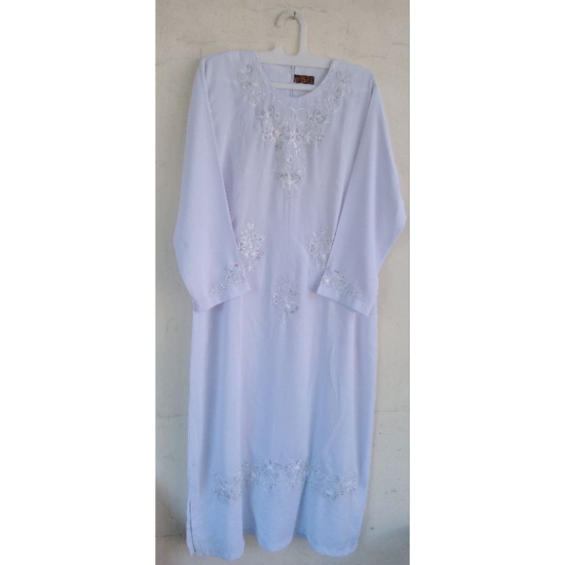 Gamis Muslimah Cantik Size Jumbo warna putih bahan toyobo variasi bordir