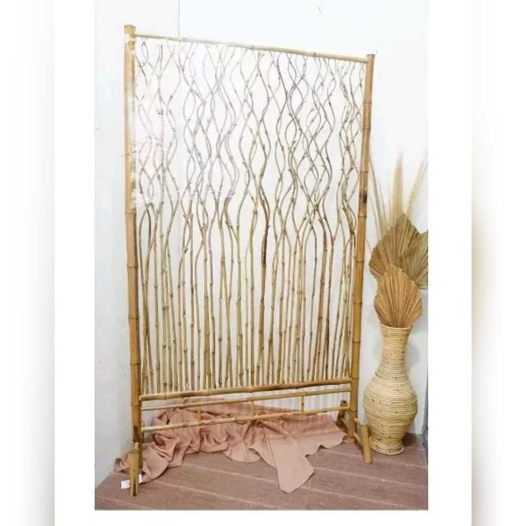 Sekat Ruangan Bambu Ulir Cantik//Sekat Ruangan Haiasan Bambu