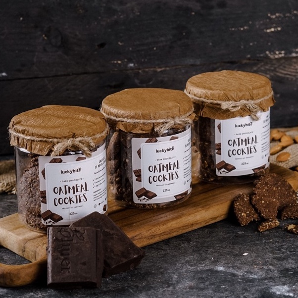 

Sale Oatmeal Cookies Dark Choco Almond 225 gr LUCKYBITE