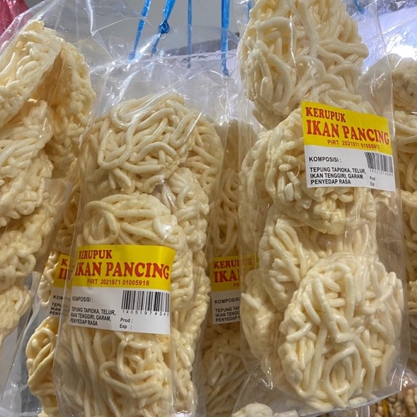

Ready stock Kerupuk Keriting Ikan Bangka Cap Pancing Snack Bangka Cemilan Bangka Makanan Bangka