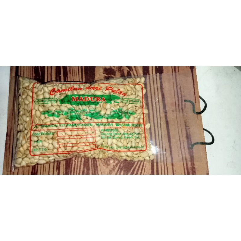 

KACANG GORENG BAWANG KHAS MADURA KEMASAN 500gram