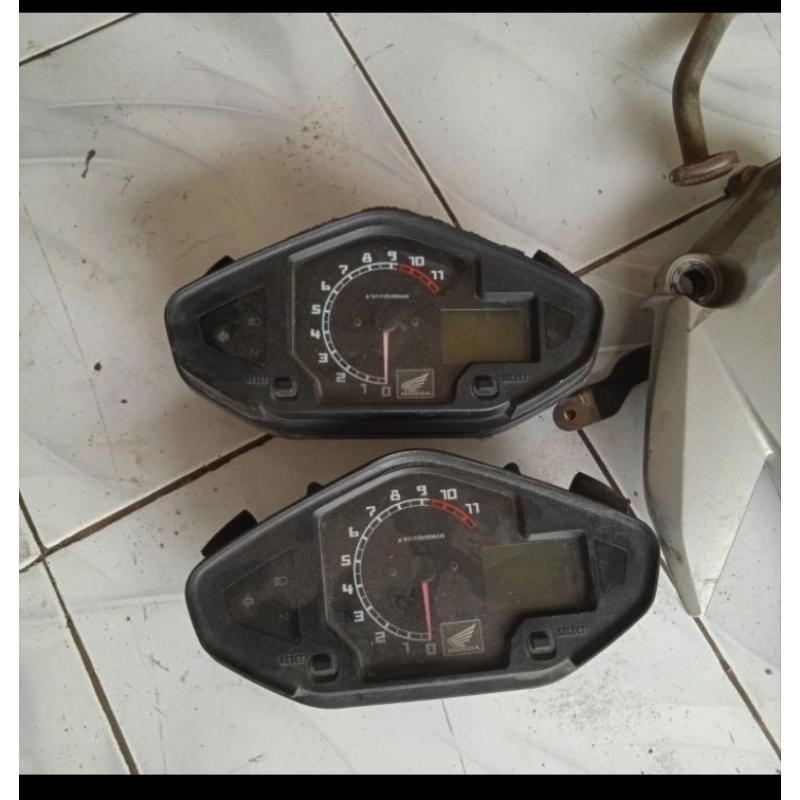 speedometer Megapro mono original