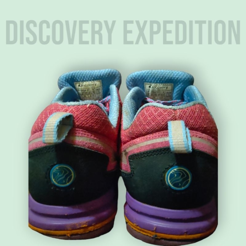 DISCOVERY DX EXPEDITION SEPATU HIKING WANITA