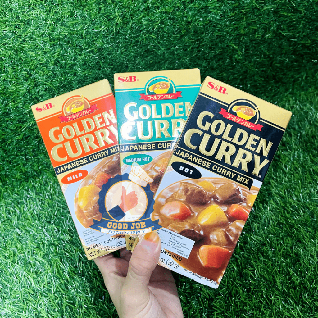 

S&B GOLDEN CURRY Mix Hot Medium Mild 92 g | Japan Cury Pedas Kare Jepang | Kari