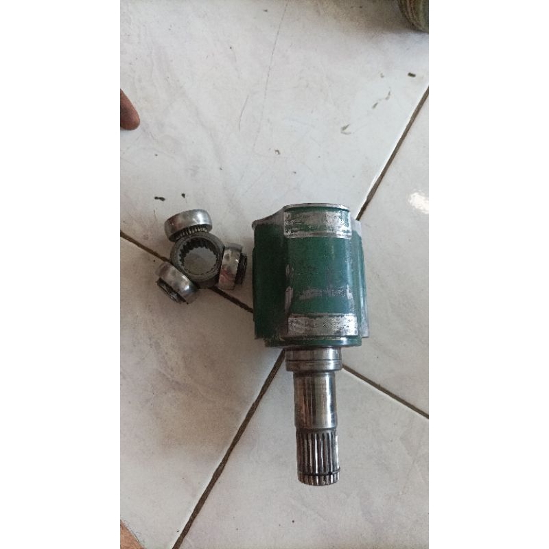 cv joint dalam kiri mazda familia