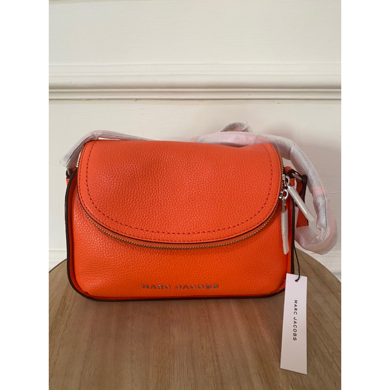 Marc Jacobs The Groove Leather Mini Messenger Bag in Dragon Fire