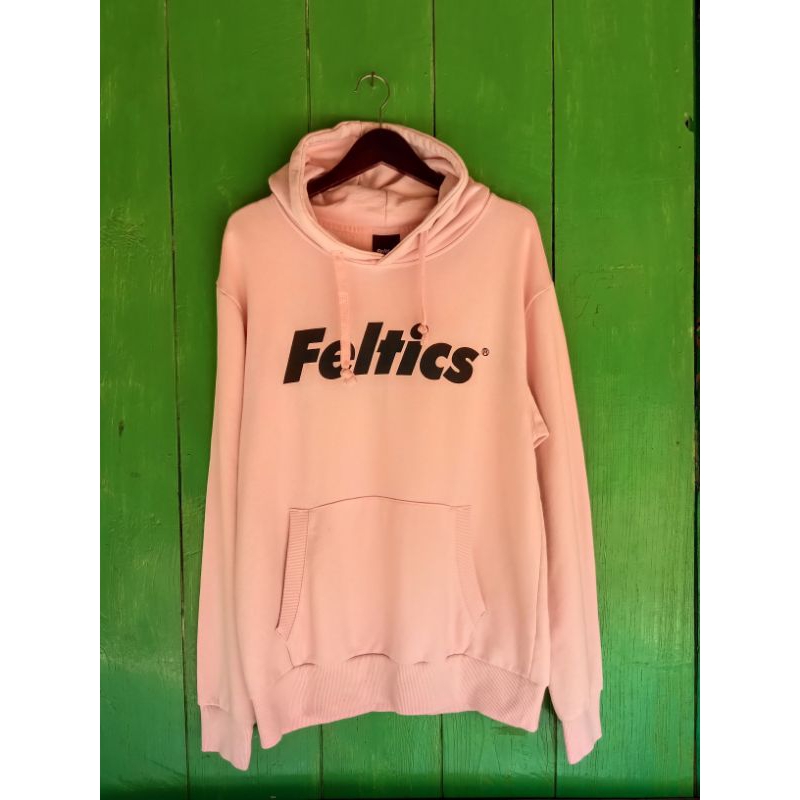 hodie feltics second