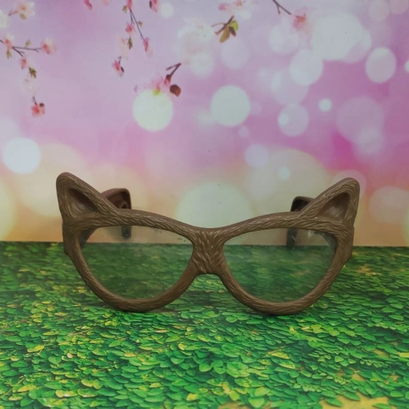 Figure Hotel Transylvania kacamata mcd happy meal