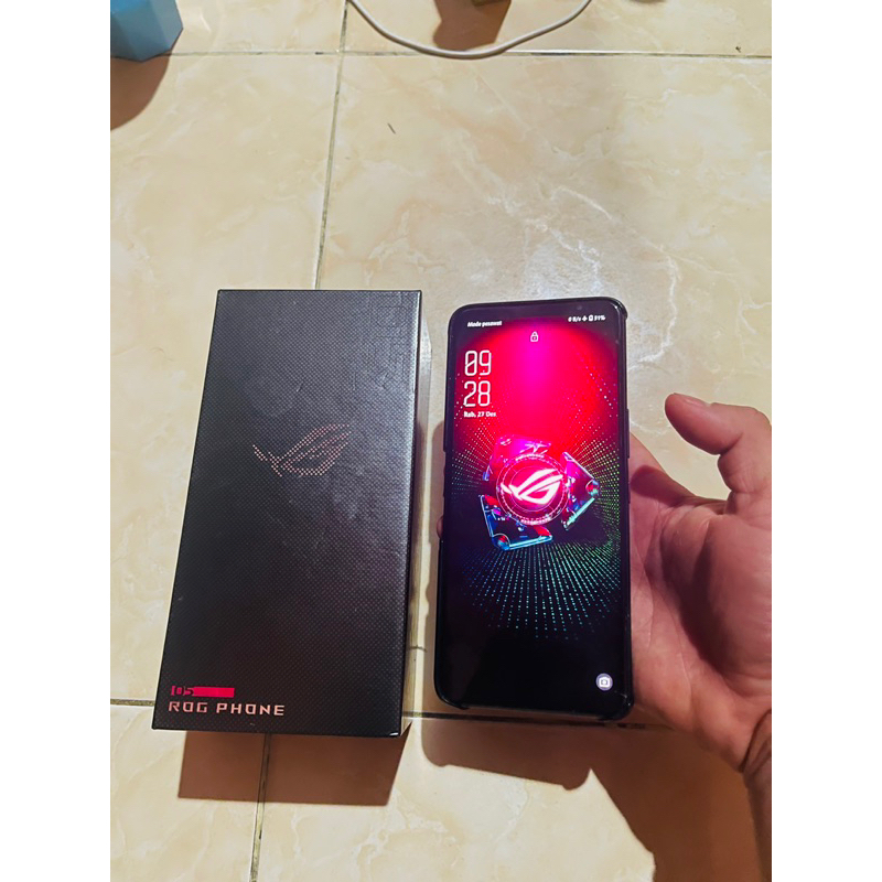 ASUS ROG PHONE 5 Fullset siap pakai HP Gaming Second