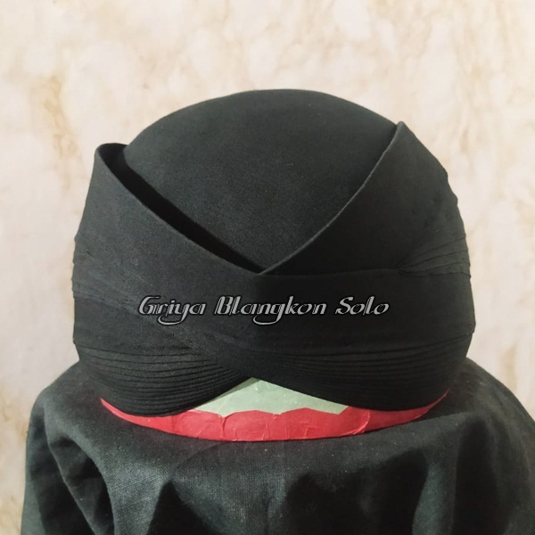 Blangkon Solo Hitam Polos Cuci