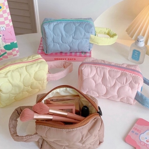 

Stok Banyak KENSHO Kotak Pensil Sleting Motif Bunga Flower Handle Pastel Pouch Makeup Aesthetic Tas Aksesoris Wanita Lucu Import Zipper Flowers