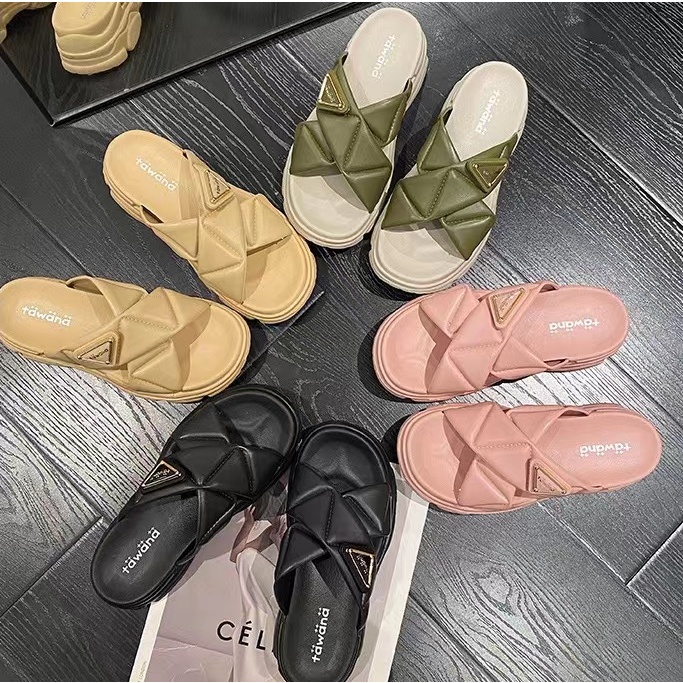 TAWANA QUILT/TAWANA SLIPPER/SANDAL TAWANA 2378