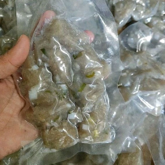 

BASO ACI TULANG RANGU BAWANG CIRAWANG kaya akan rempah alami