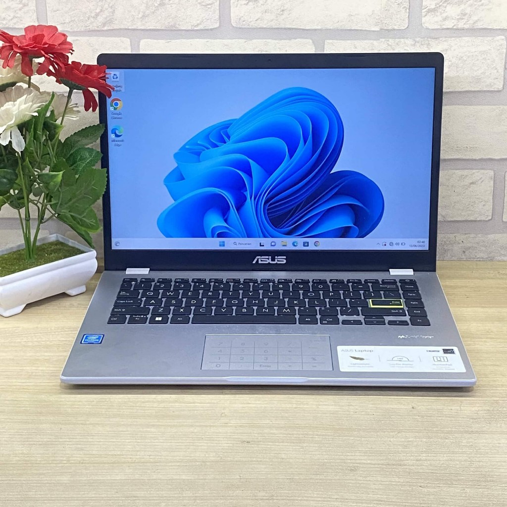 ASUS E410MA N4020 SSD  WHITE