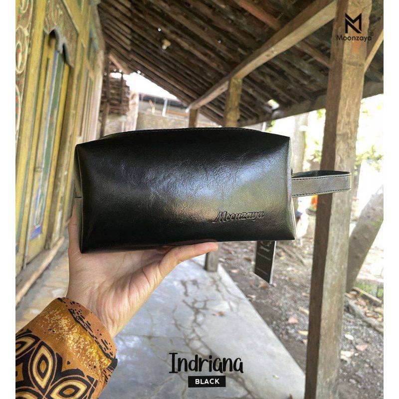 INDRIANA BY MOONZAYA