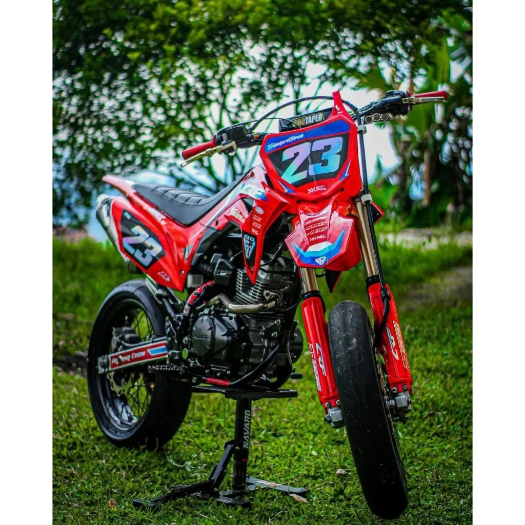 Decal CRF 150 L Full Body Warna Merah Strip Putih Biru Terbaru