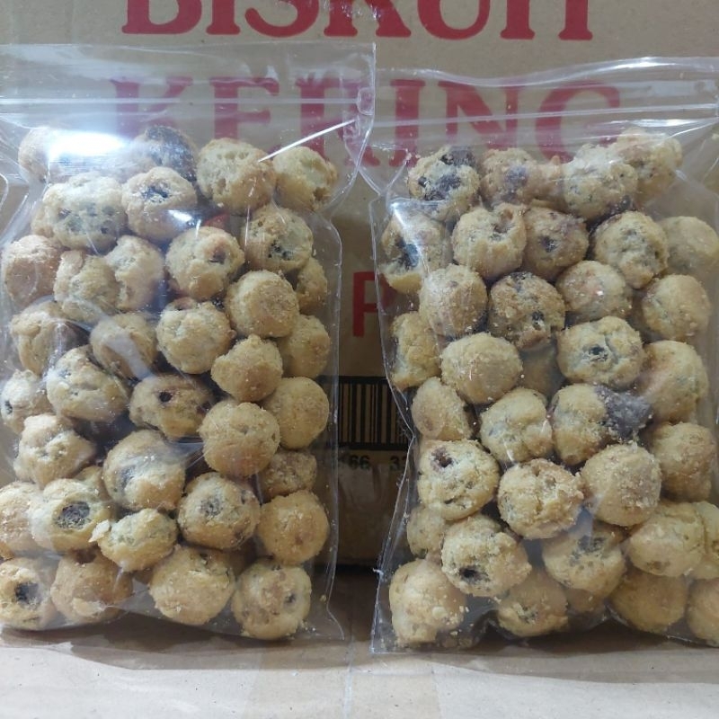 

kue soes isi cokelat