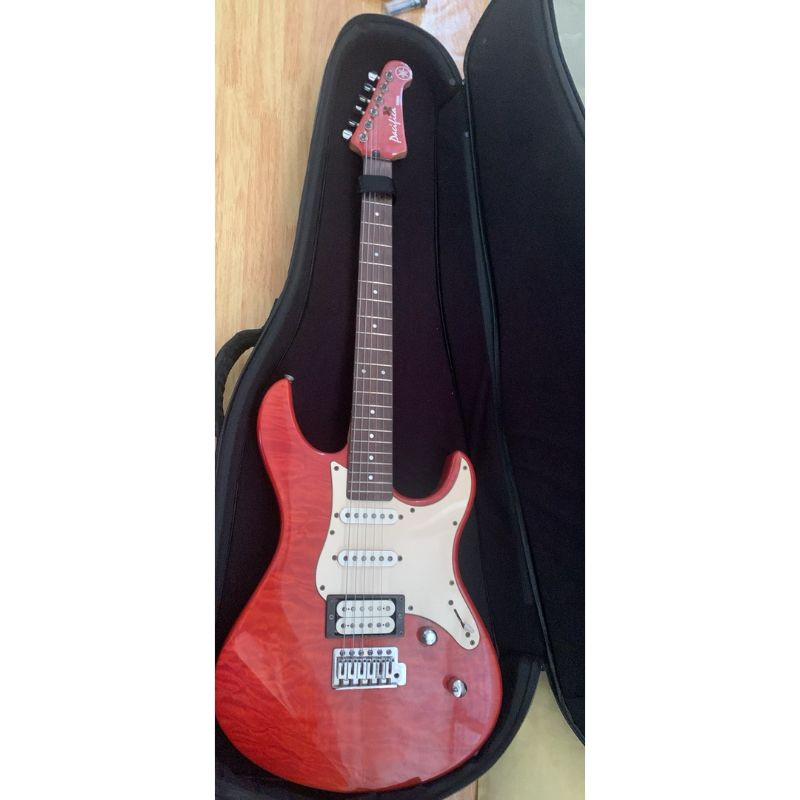 GUITAR YAMAHA PACIFICA 212VQM
