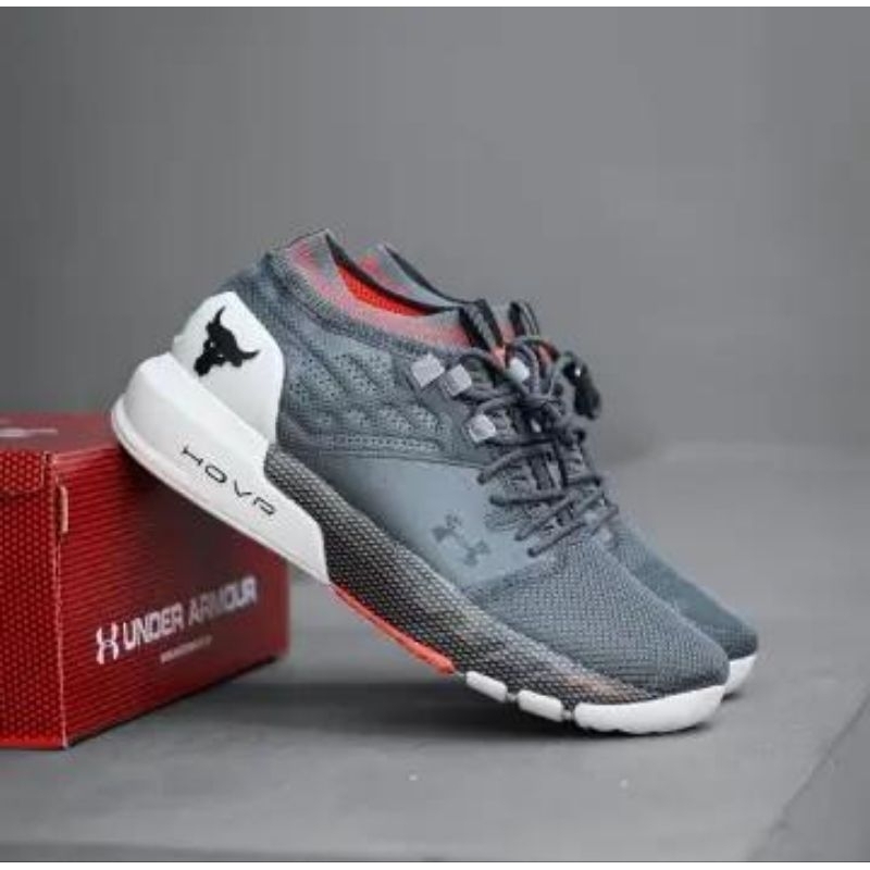 sepatu snekaers pria UA premium