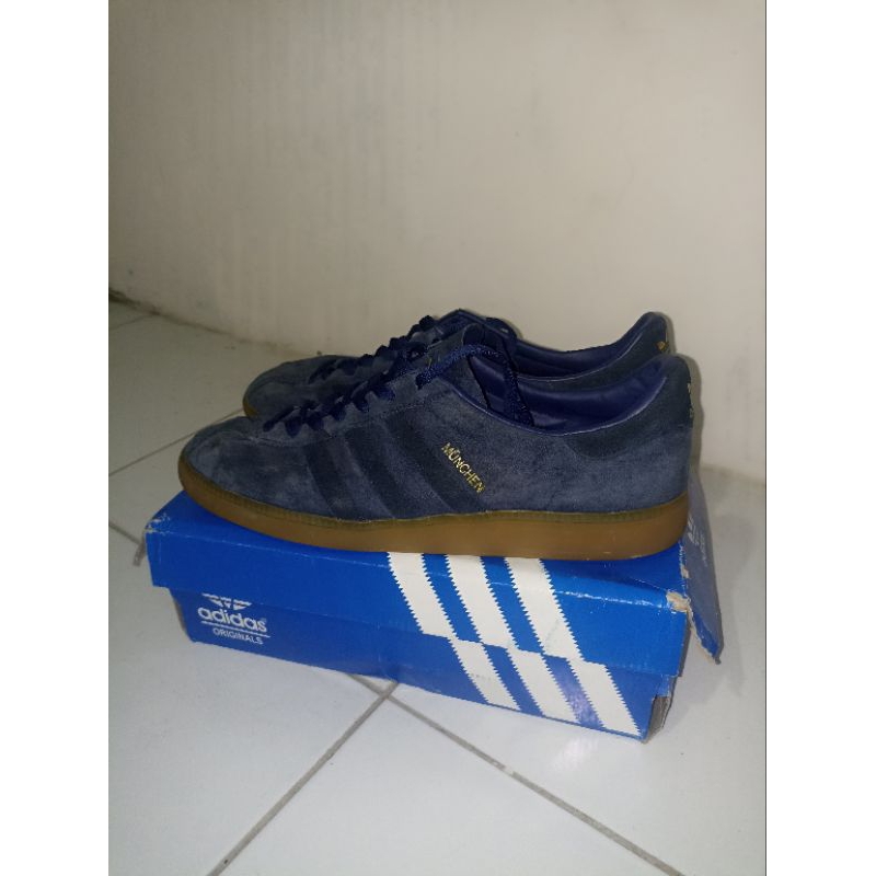 adidas munchen navy