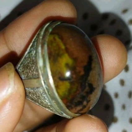 Batu Akik Garut panca warna Batik Ular Sanca Motif wajah