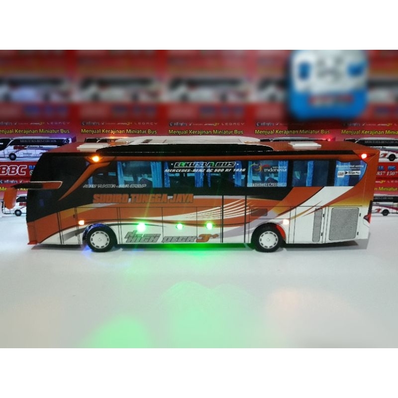 Miniatur Bus RC Sudiro Tungga Jaya STJ MOWGLI ( Remote Control ) DETIL RAPIH FULL TELOLET FULL STROB