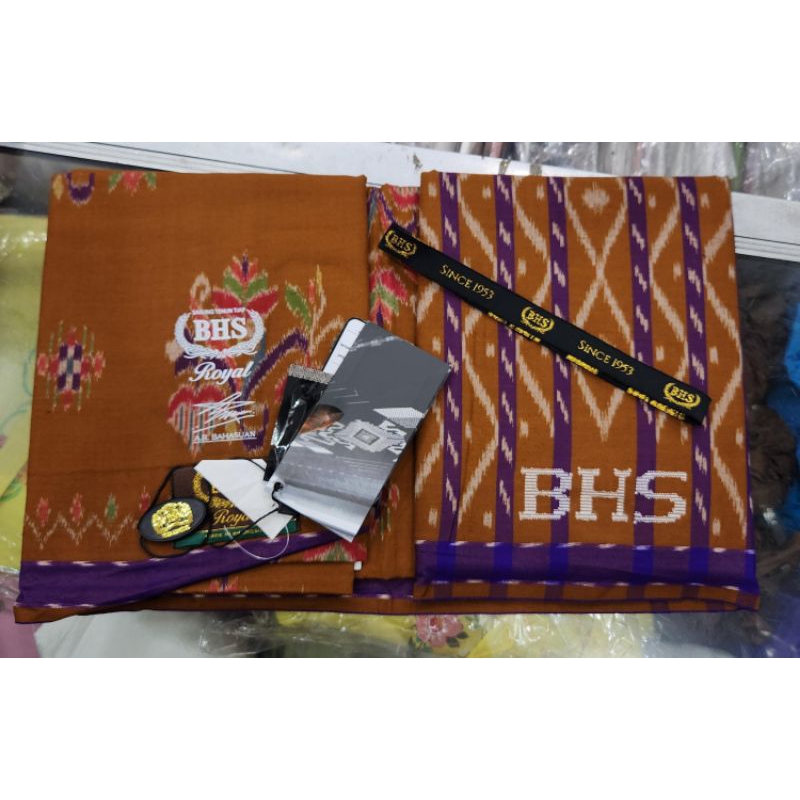 SARUNG BHS MST ROYAL SUTRA MESRES GOLD