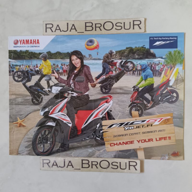 Poster brosur katalog leaflet Yamaha Mio GT YMJET FI Injeksi 2013