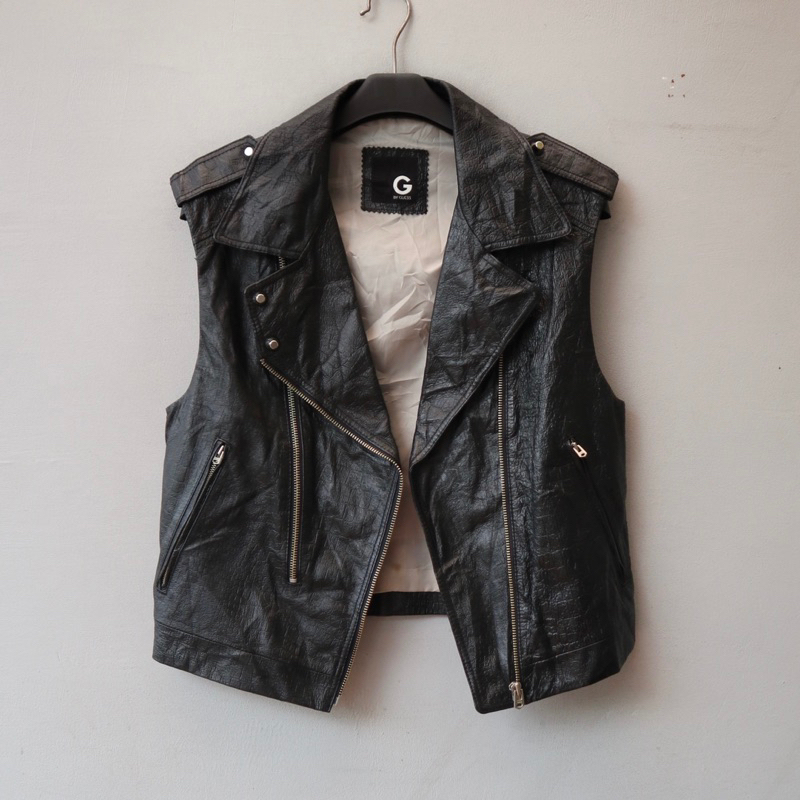 Guess Rompi kulit asli vest Jaket kulit Pl bekas preloved second