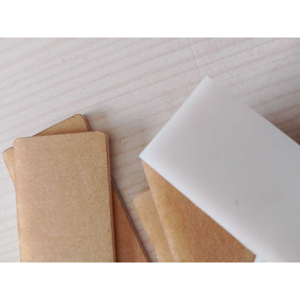 

Akrilik potongan bahan papan nama dada 2,5 x 8,3 cm