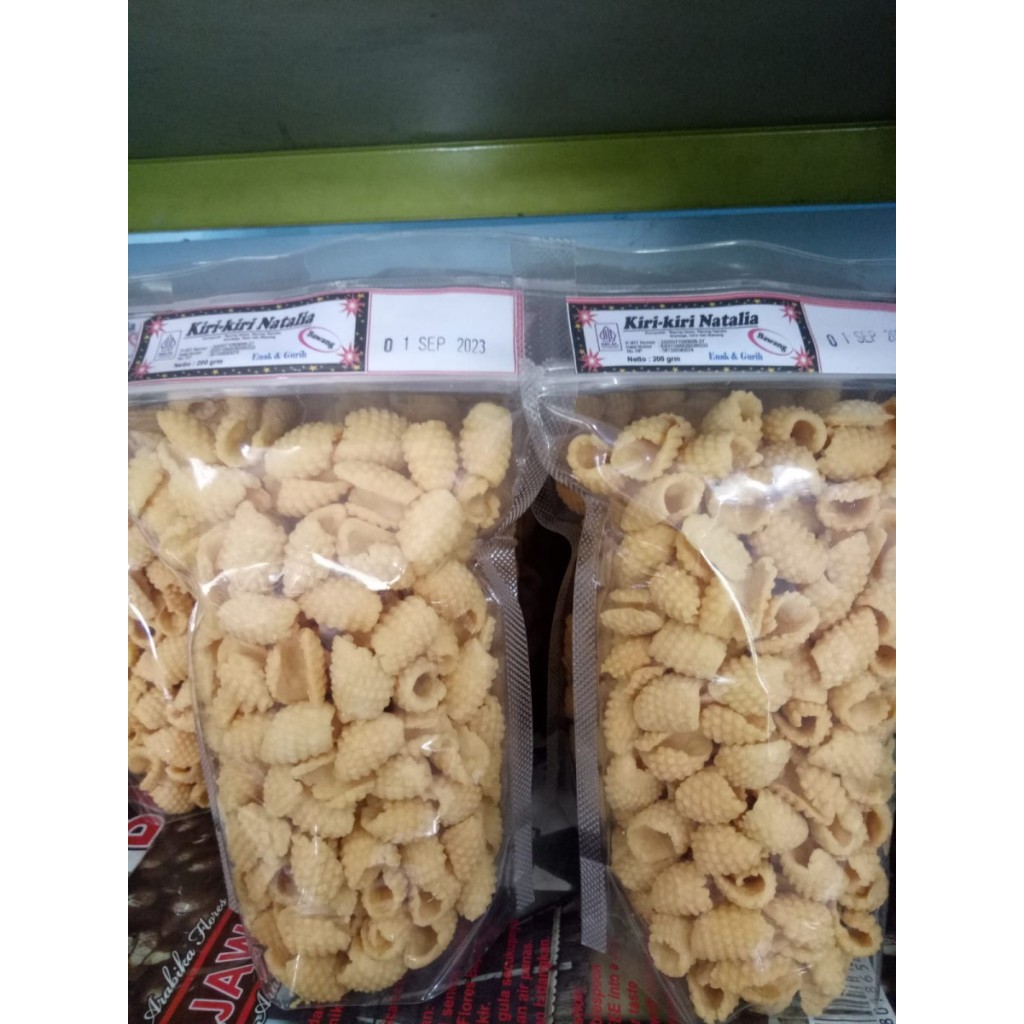 

KIRI-KIRI SNACK BAWANG