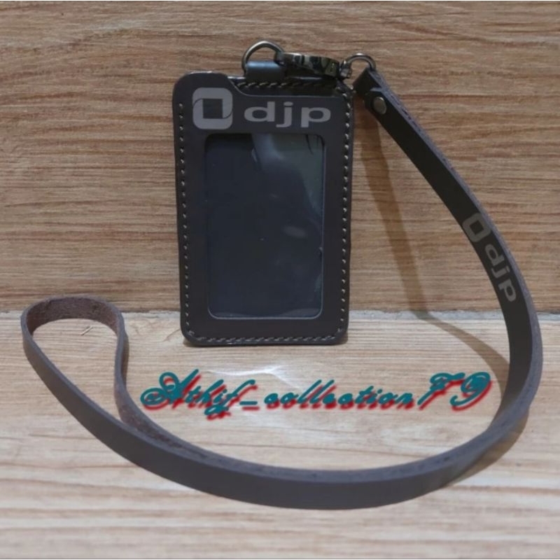

HOLDER KALUNG ID CARD LOGO DJP COKLAT BEST QUALITY PREMIUM