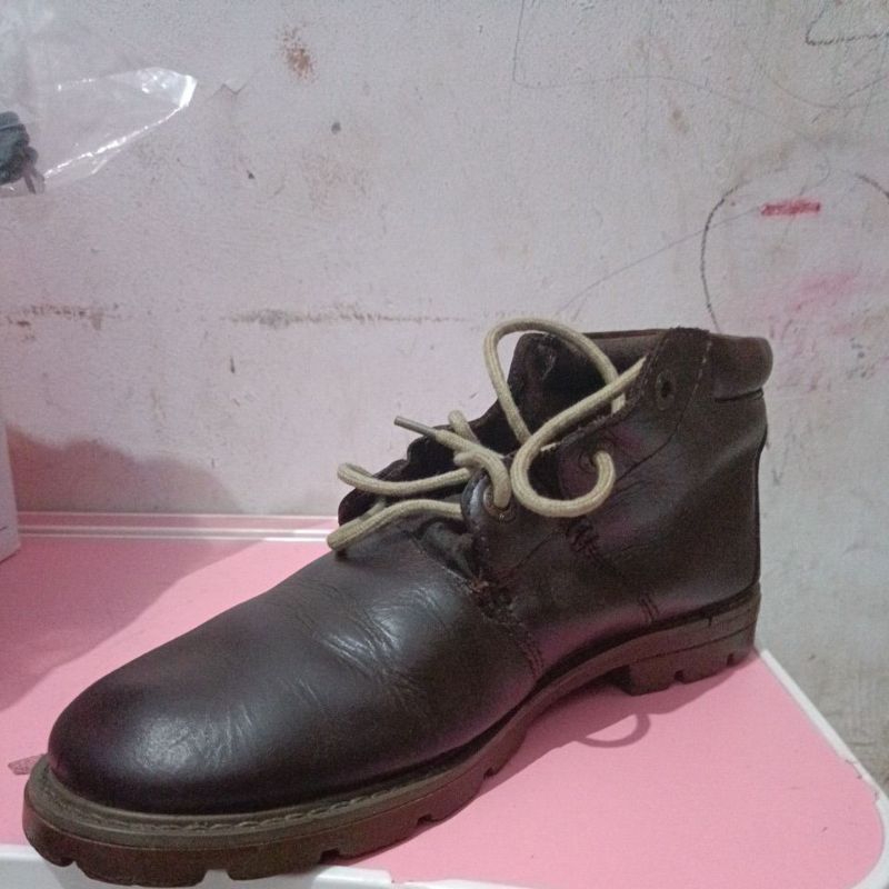 sepatu boot camel active